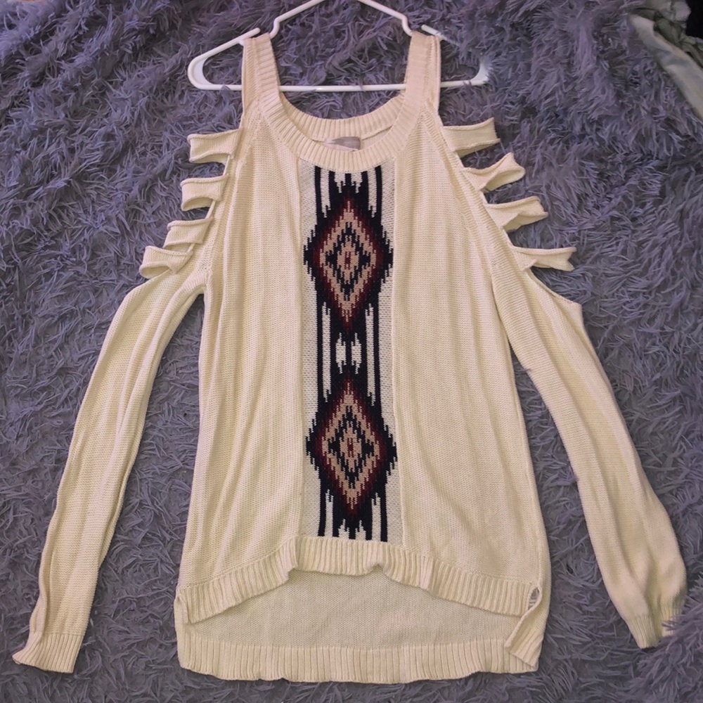Forever 21 bohemian cut sleeve sweater M